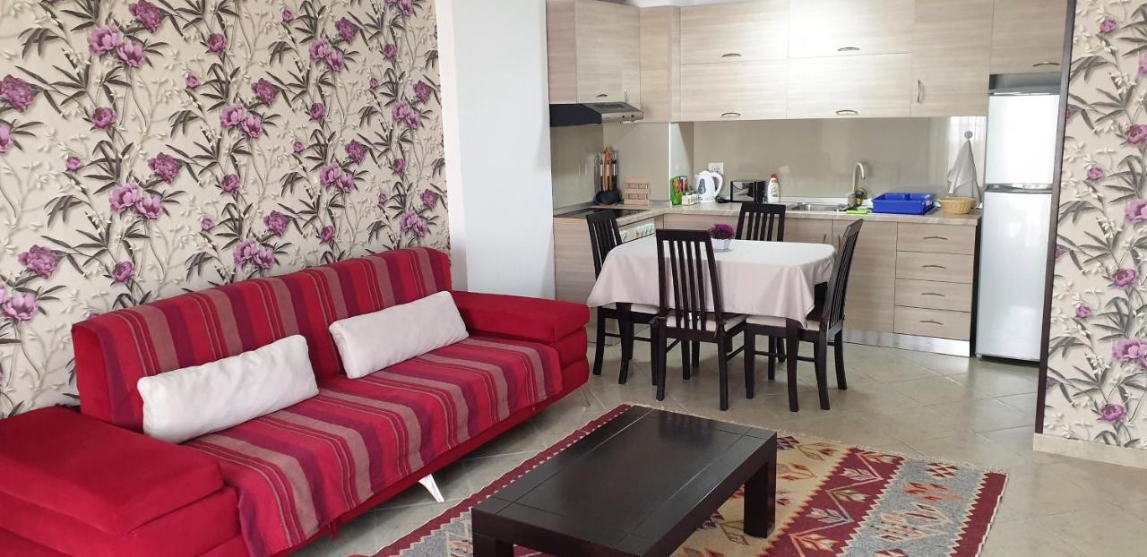 Comfort Apartments Fier Extérieur photo