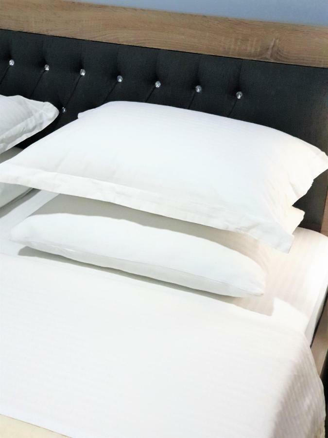 Comfort Apartments Fier Extérieur photo
