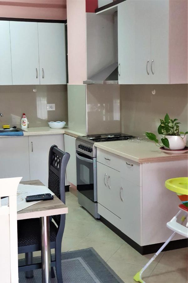 Comfort Apartments Fier Extérieur photo